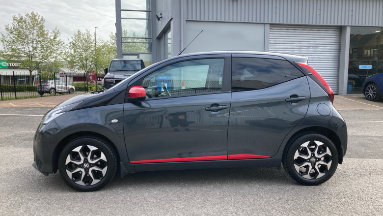 Toyota Aygo 1.0 VVT-i X-Trend 5dr x-shift Petrol Hatchback